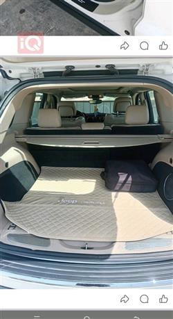 جیپ گراند شیرۆکی